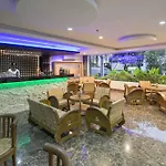 Grand Puri Saron Hotel Malioboro