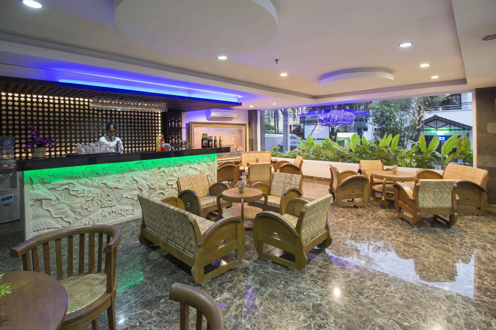 Hotel Grand Puri Saron Malioboro