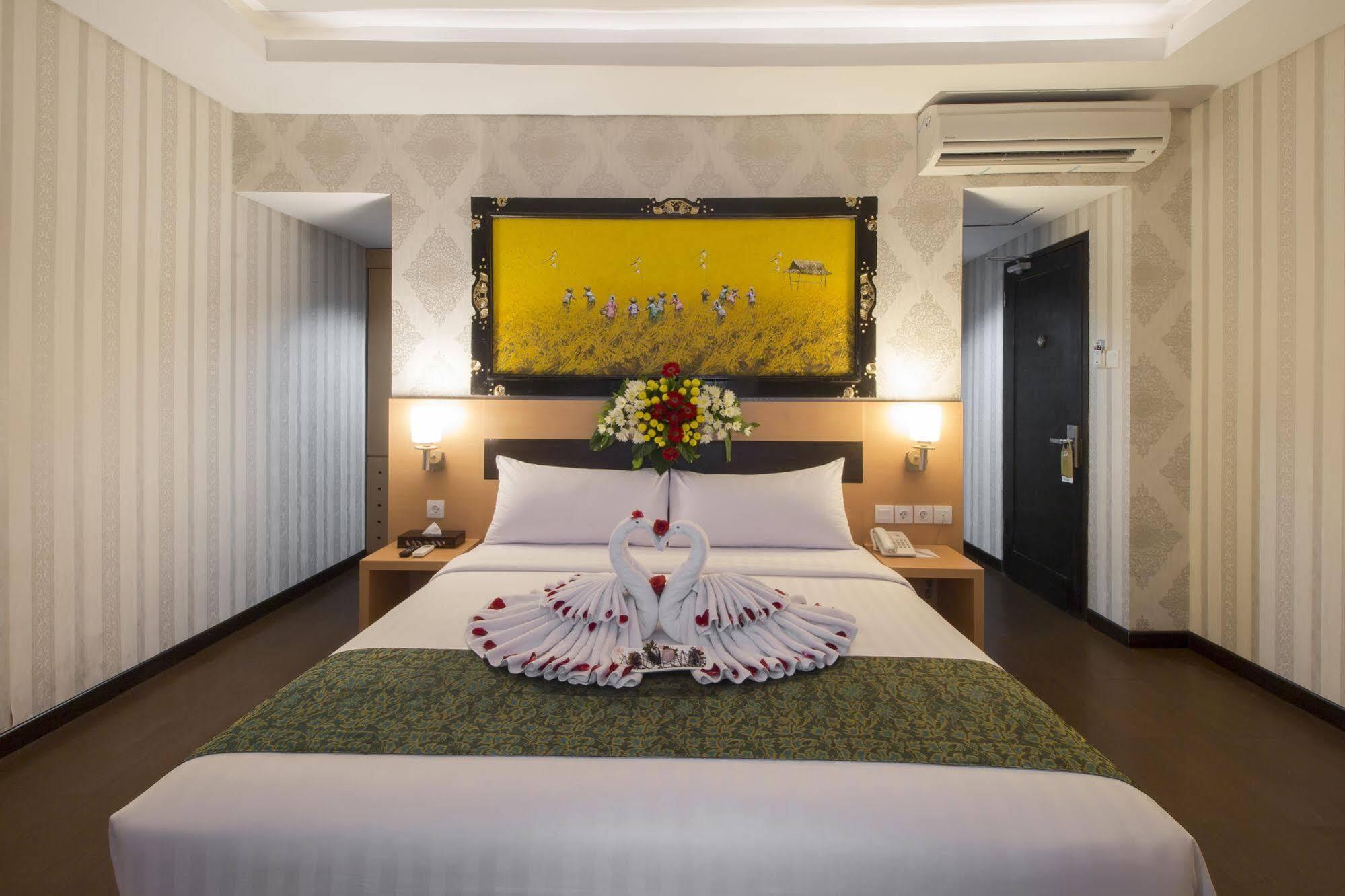 Grand Puri Saron Malioboro